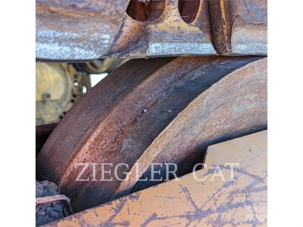 CAT 963K Гусеничные фронтальные погрузчики