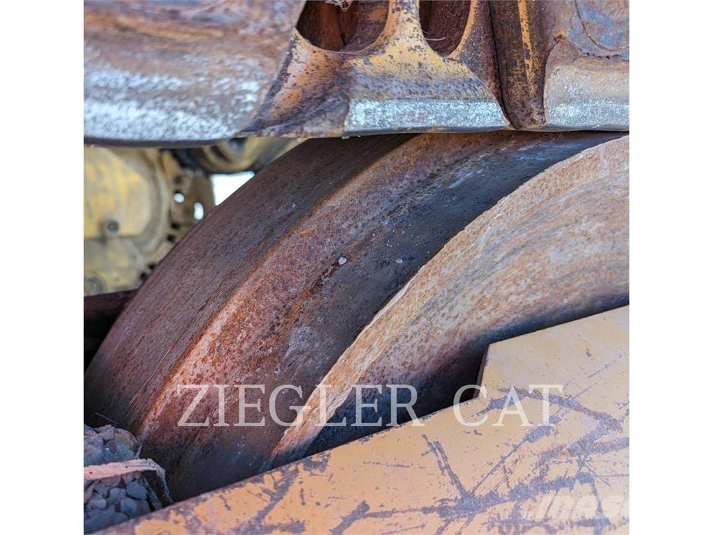 CAT 963K Гусеничные фронтальные погрузчики