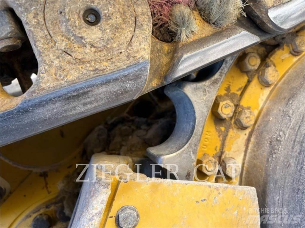 CAT 963K Гусеничные фронтальные погрузчики