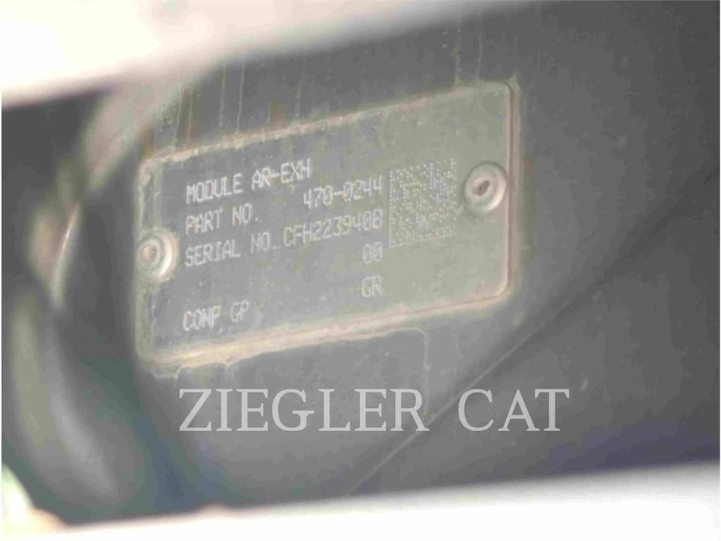 CAT 963K Гусеничные фронтальные погрузчики