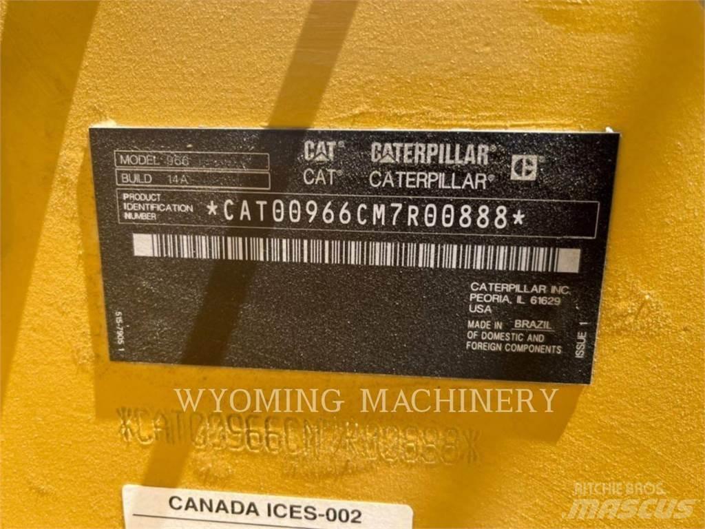 CAT 966 Фронтальные погрузчики