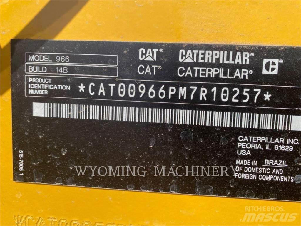 CAT 966 Фронтальные погрузчики