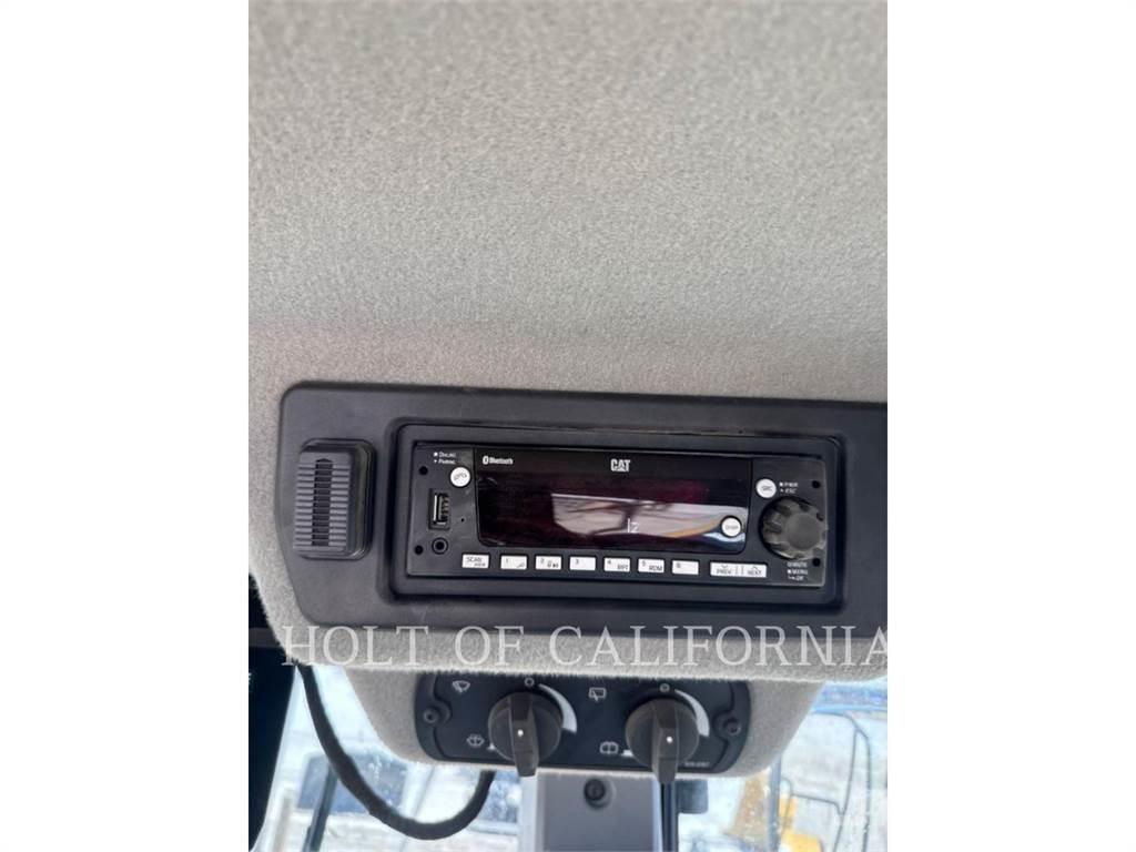 CAT 966 Фронтальные погрузчики