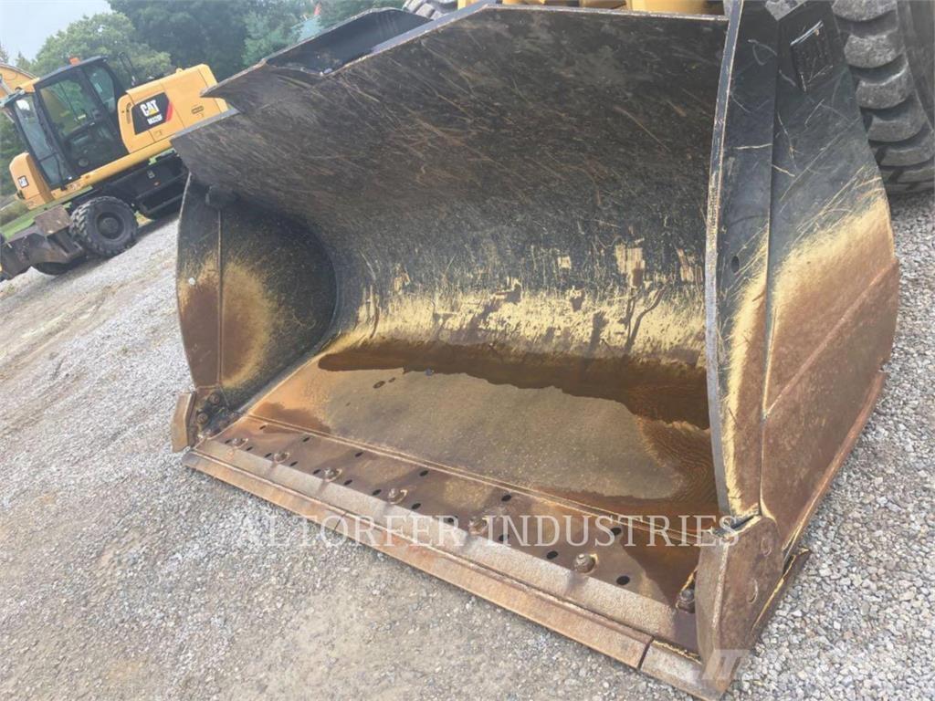 CAT 966-01GC Фронтальные погрузчики