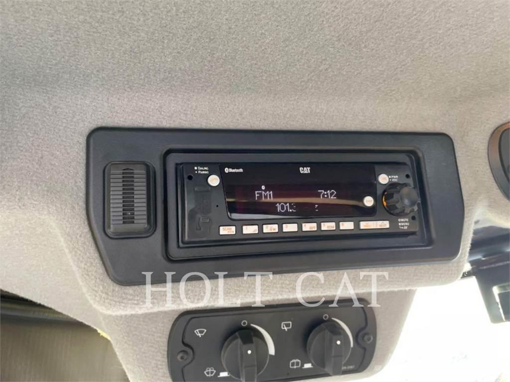 CAT 966 QC Фронтальные погрузчики