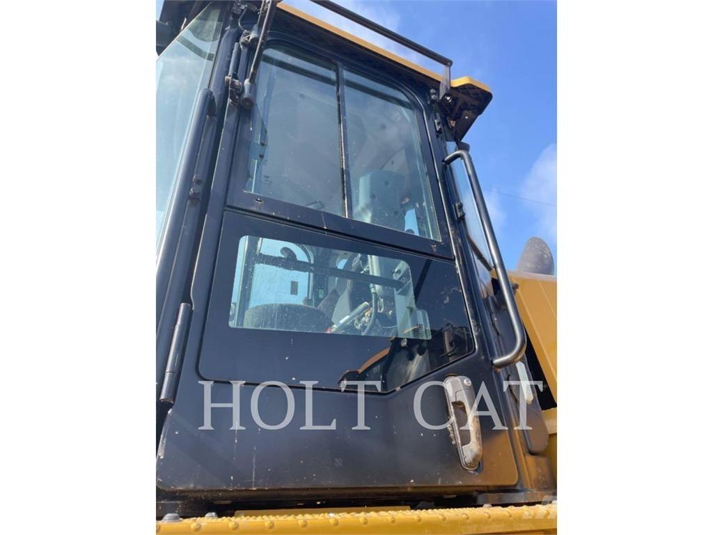 CAT 966 QC Фронтальные погрузчики