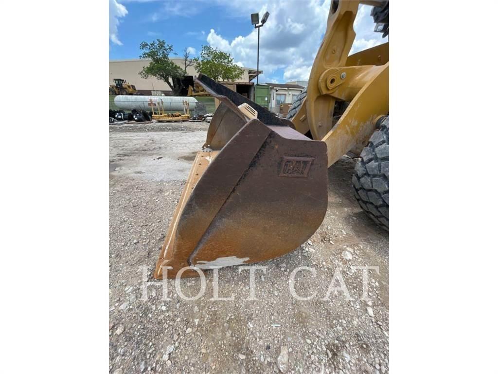 CAT 966GC Фронтальные погрузчики
