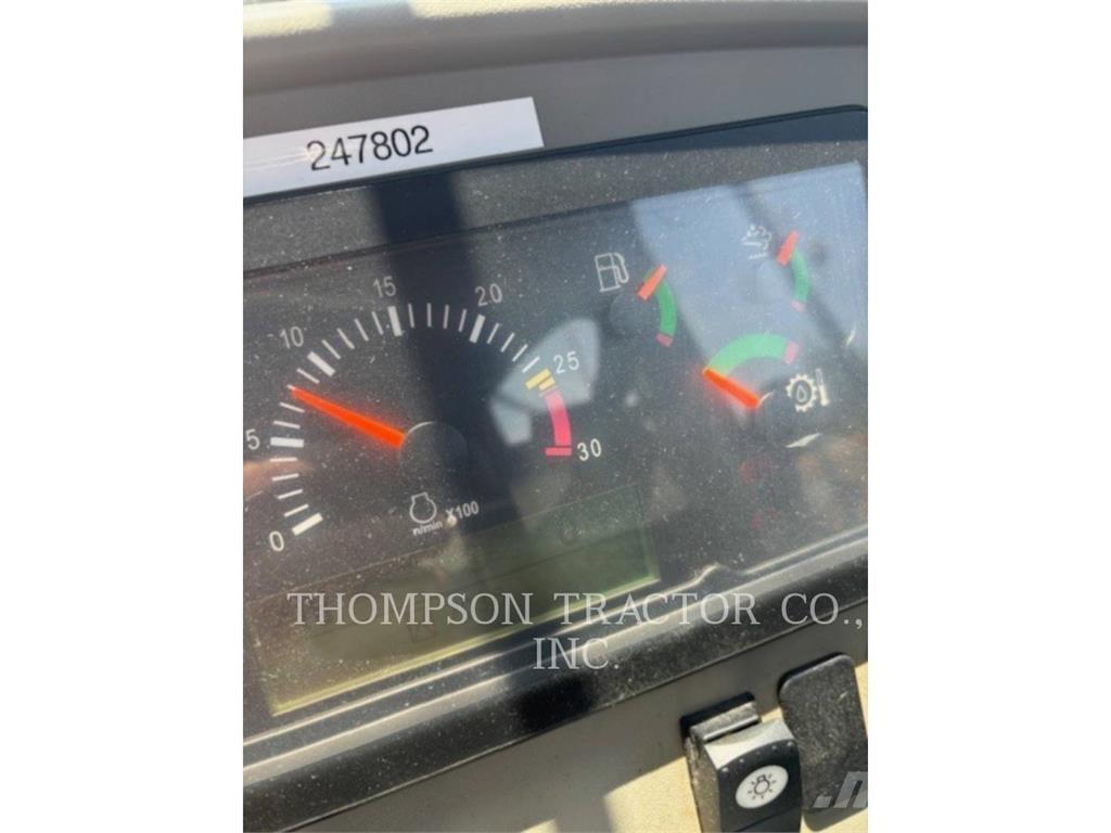 CAT 966GC Фронтальные погрузчики