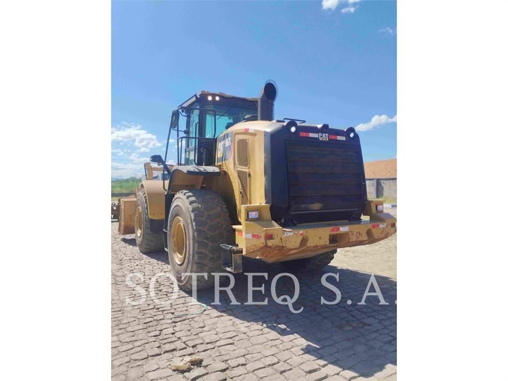 CAT 966L Фронтальные погрузчики