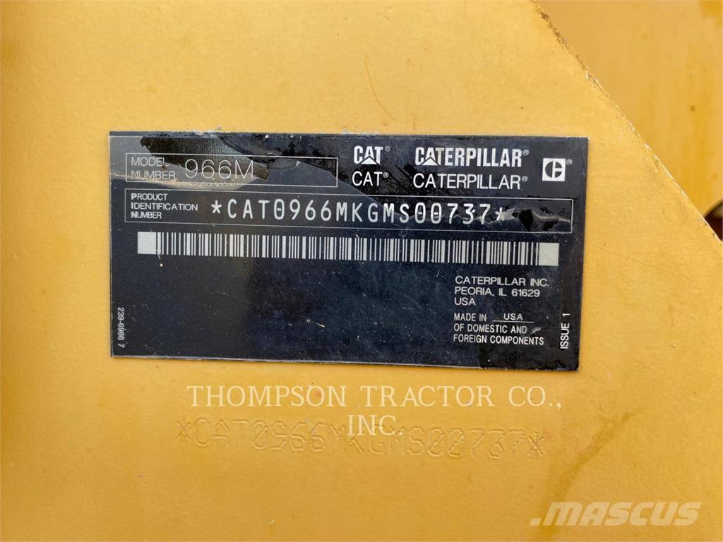 CAT 966M Фронтальные погрузчики