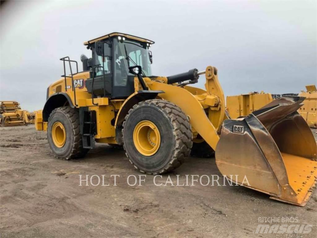 CAT 966M Фронтальные погрузчики