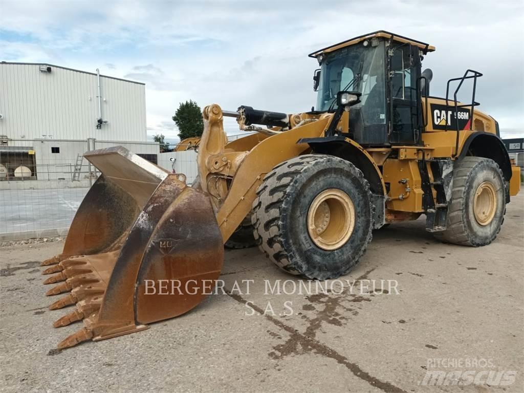 CAT 966M Фронтальные погрузчики