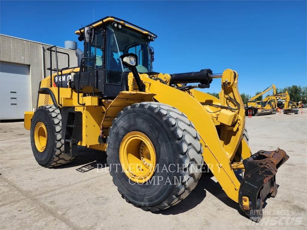 CAT 966M Фронтальные погрузчики