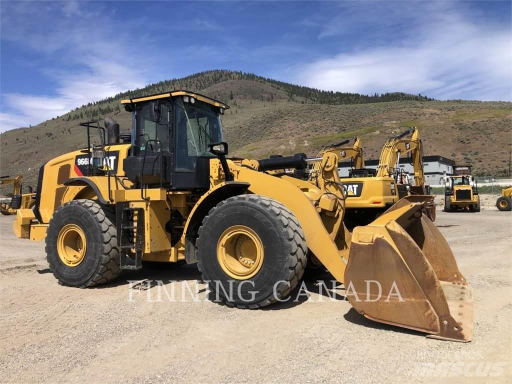 CAT 966M Фронтальные погрузчики