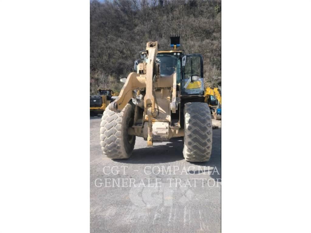 CAT 966M Фронтальные погрузчики
