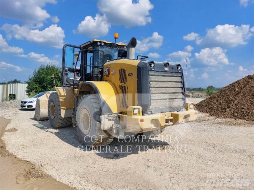 CAT 966M Фронтальные погрузчики