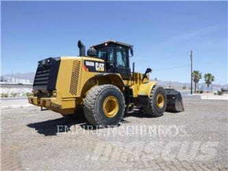CAT 966M Фронтальные погрузчики