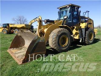 CAT 966M Фронтальные погрузчики