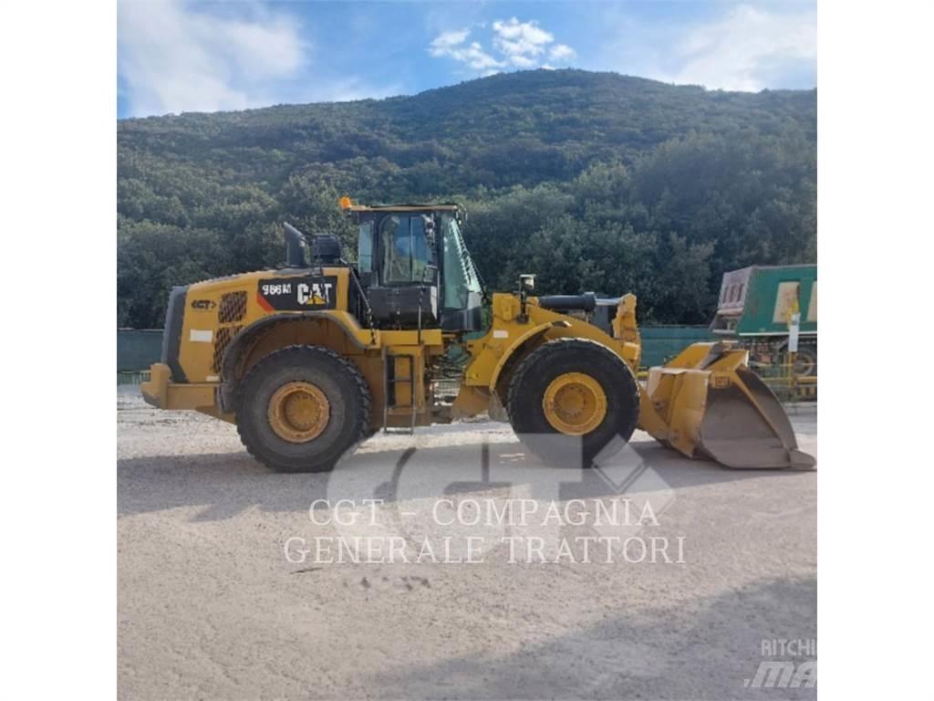 CAT 966M Фронтальные погрузчики