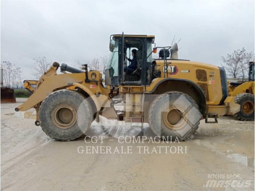 CAT 966M Фронтальные погрузчики