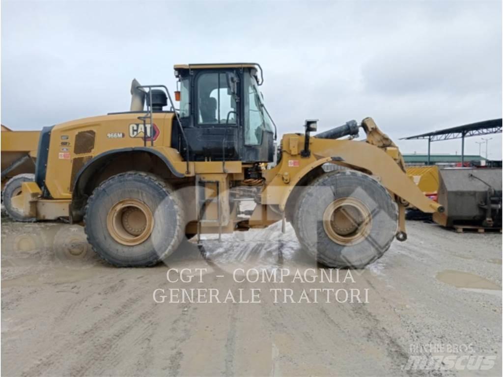 CAT 966M Фронтальные погрузчики