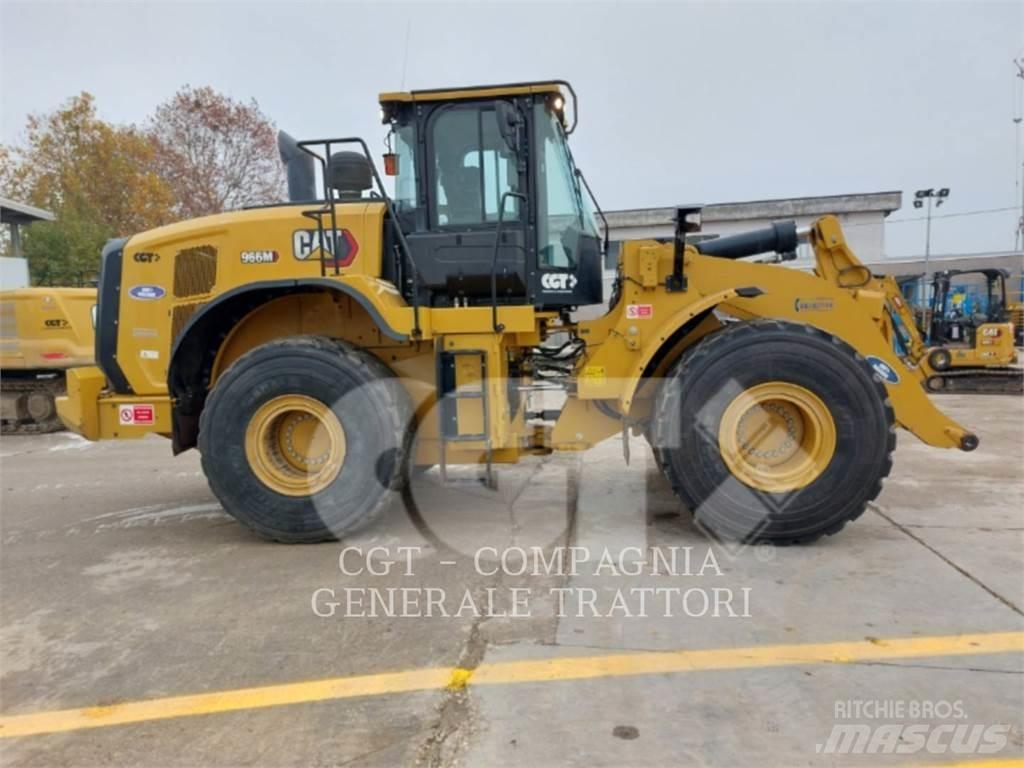 CAT 966M Фронтальные погрузчики