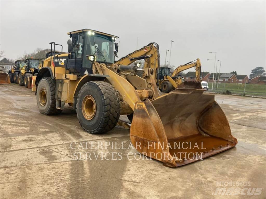 CAT 966M Фронтальные погрузчики