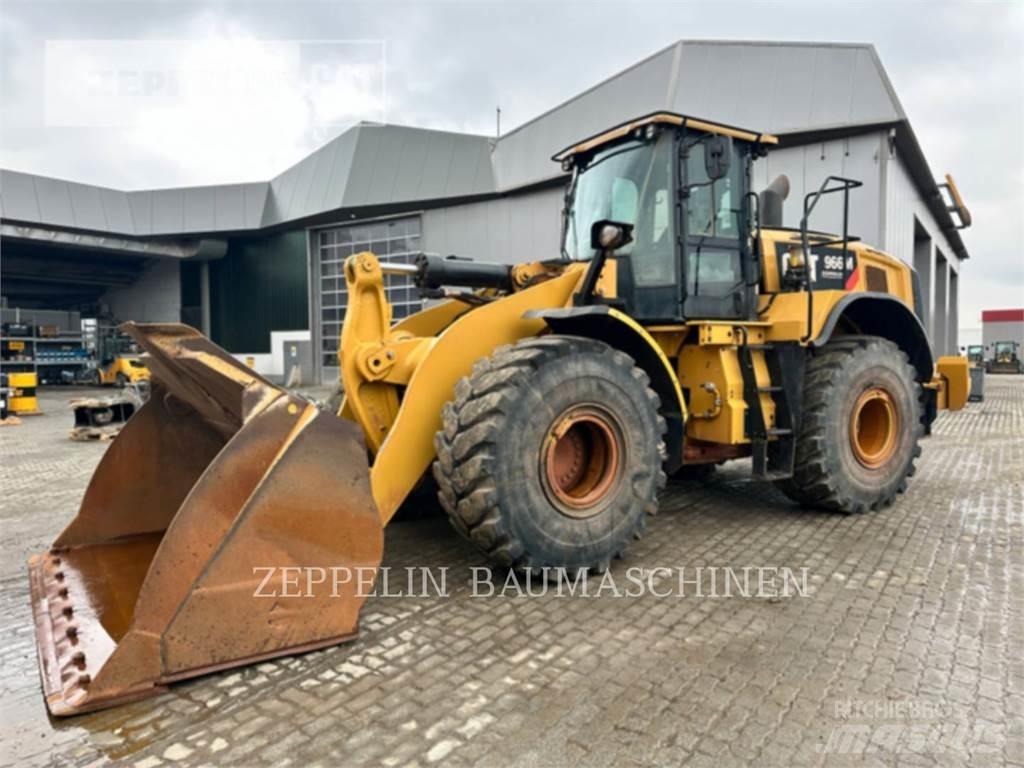 CAT 966M Фронтальные погрузчики