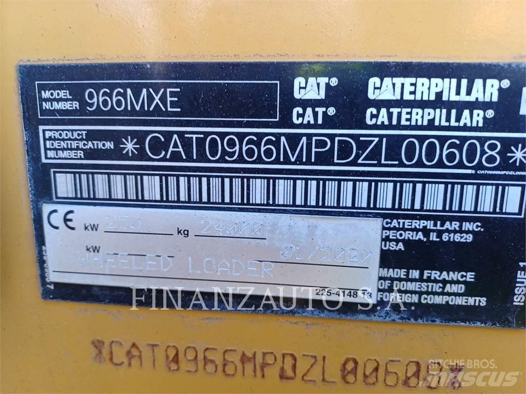 CAT 966M Фронтальные погрузчики