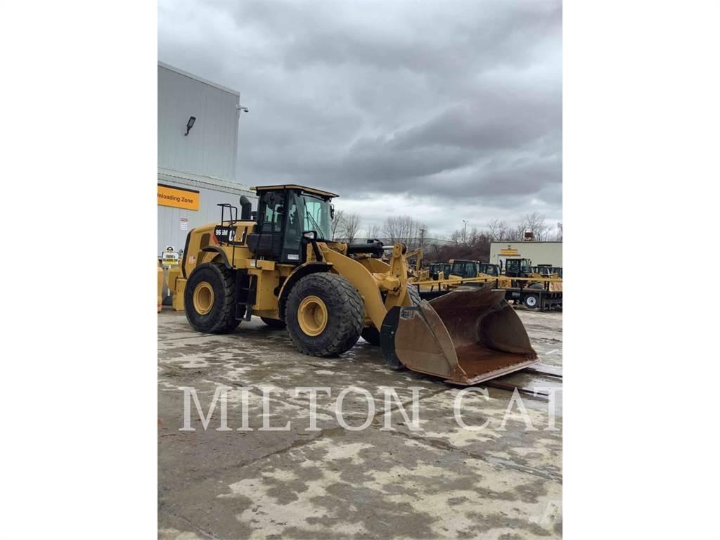 CAT 966M Фронтальные погрузчики