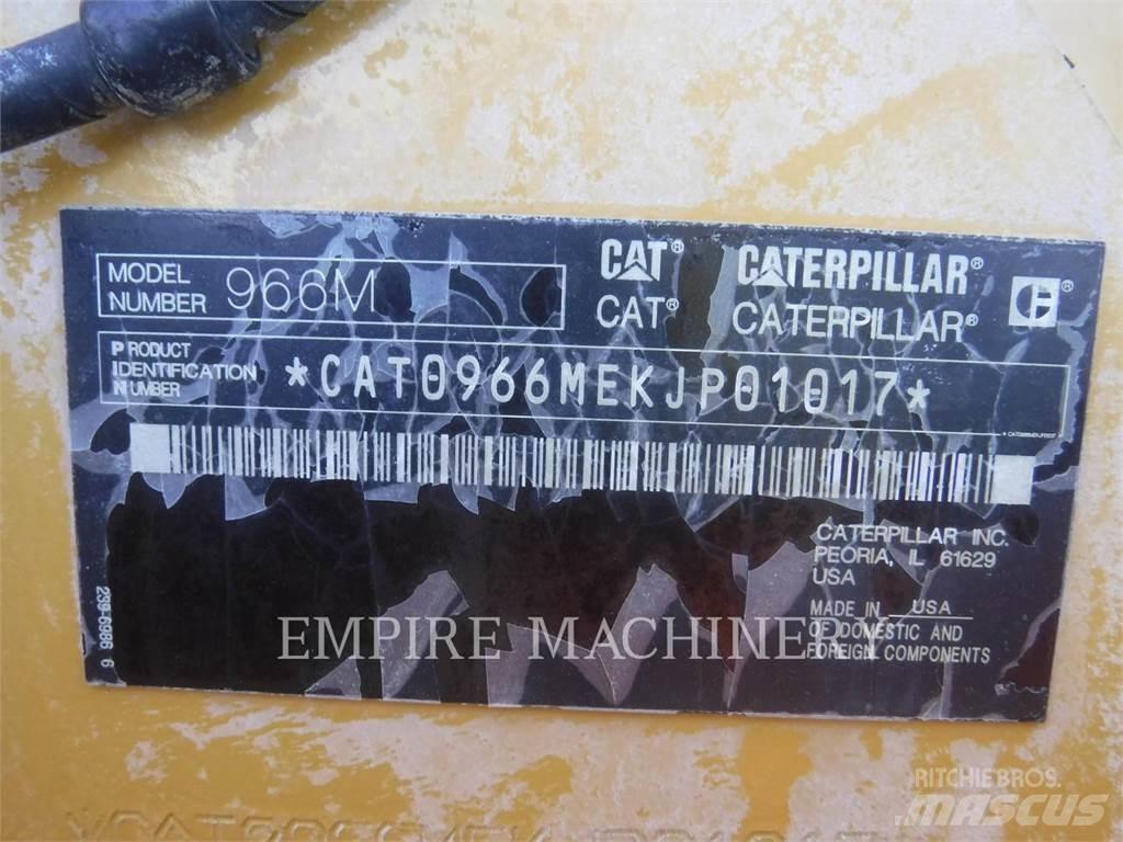 CAT 966M Фронтальные погрузчики