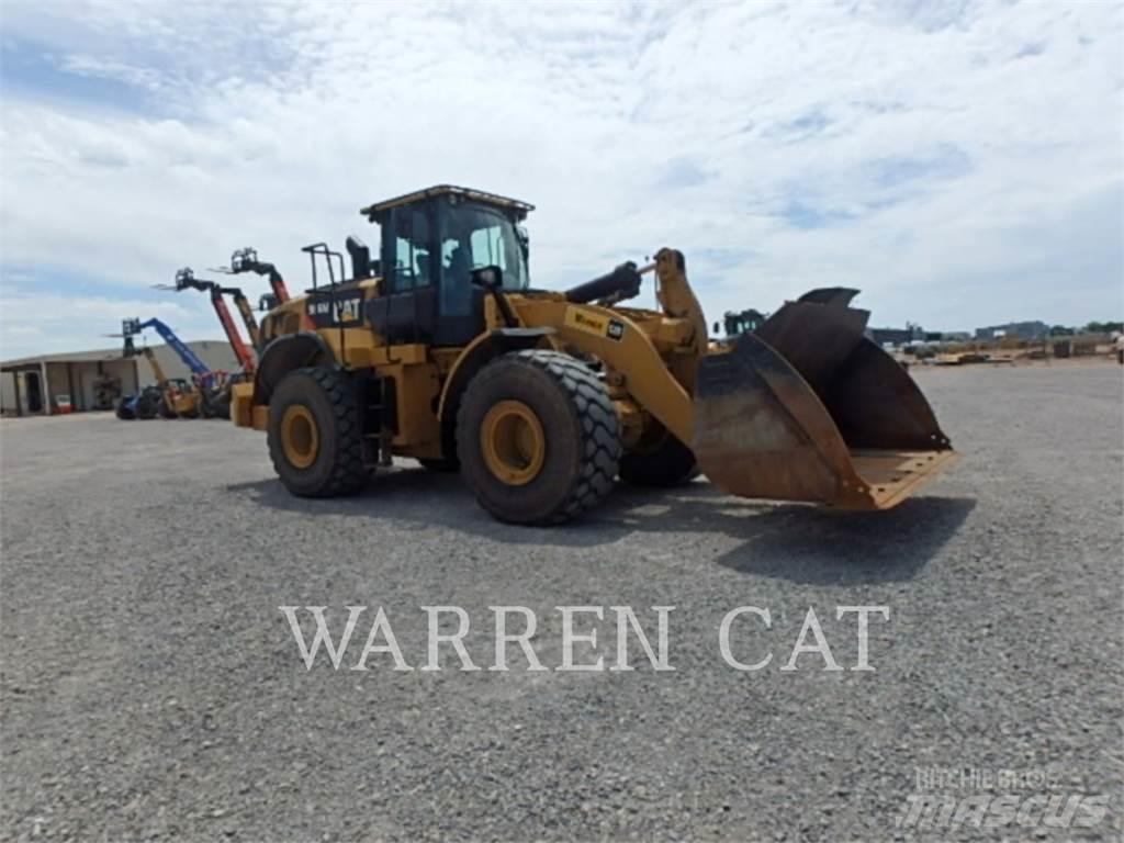 CAT 966M Фронтальные погрузчики