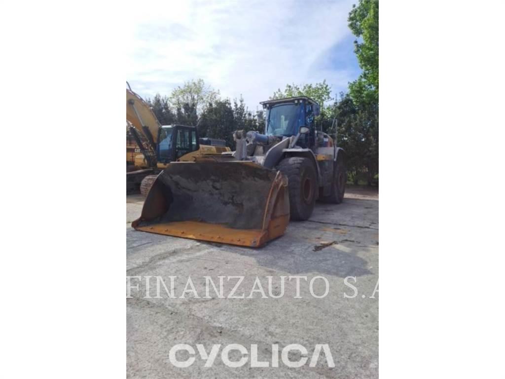 CAT 966M Фронтальные погрузчики