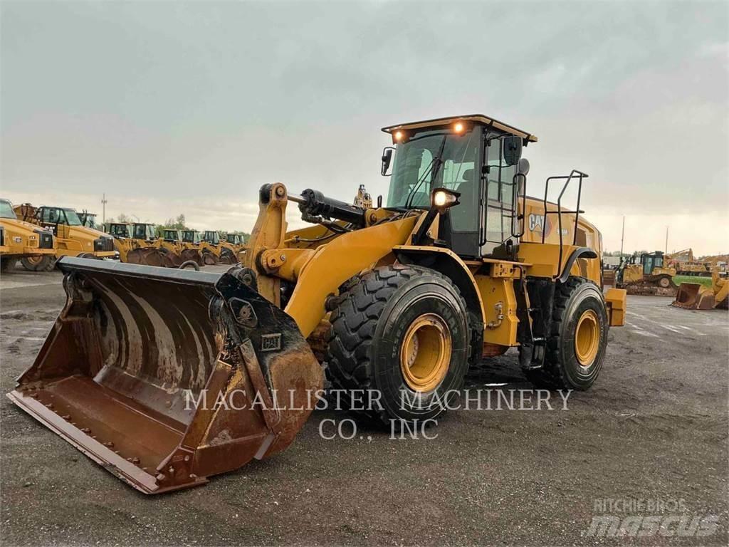CAT 966M Фронтальные погрузчики