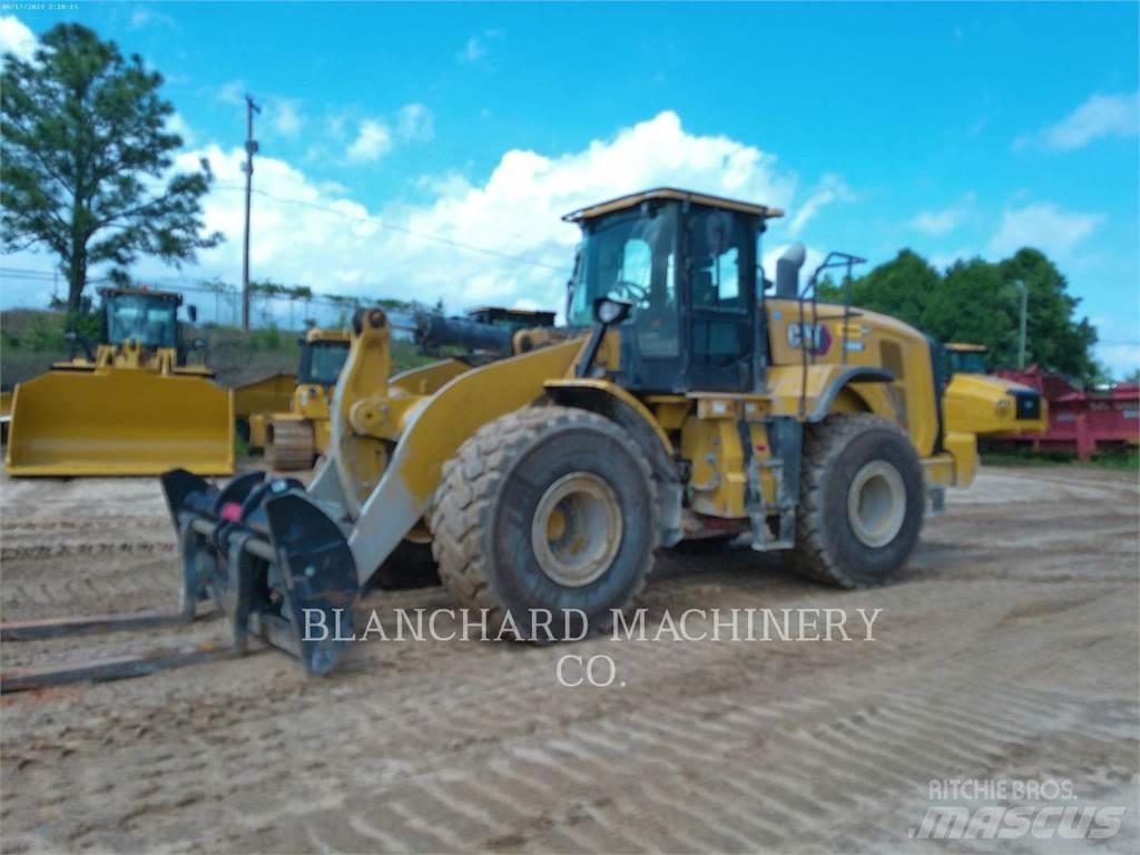 CAT 966M Фронтальные погрузчики