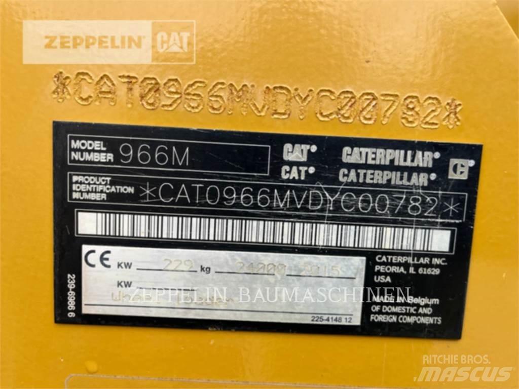 CAT 966M Фронтальные погрузчики