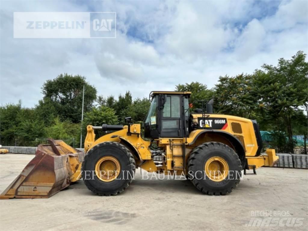 CAT 966M Фронтальные погрузчики