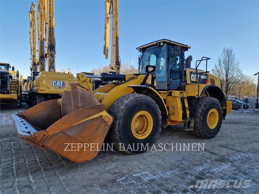 CAT 966M Фронтальные погрузчики