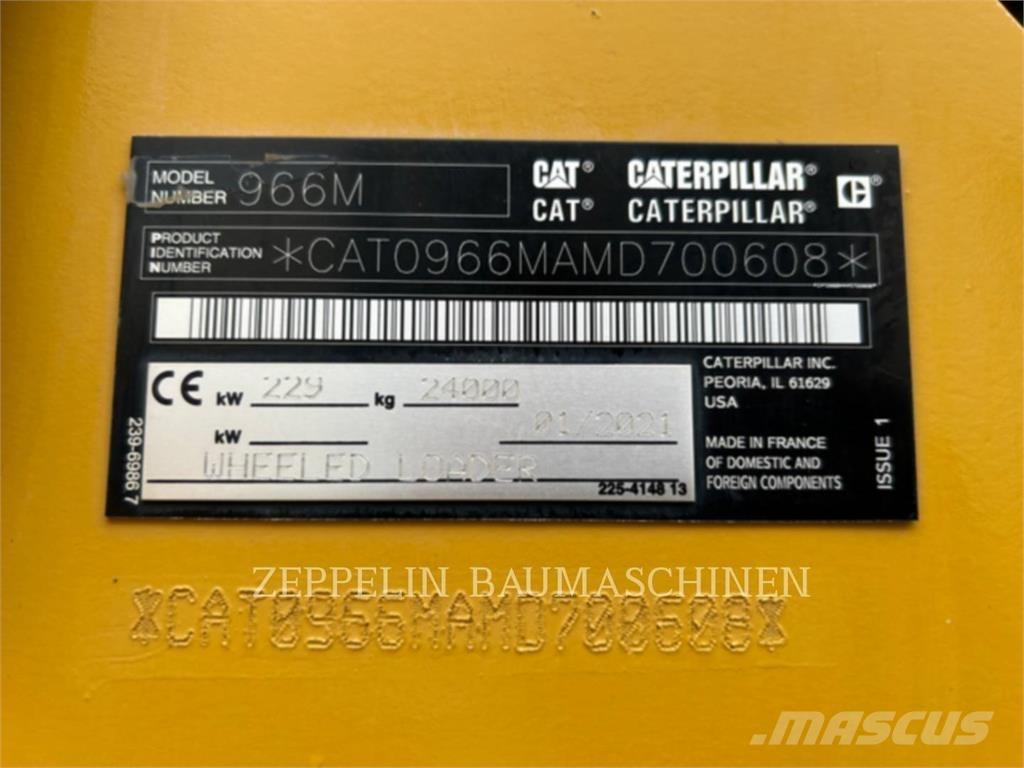 CAT 966M Фронтальные погрузчики