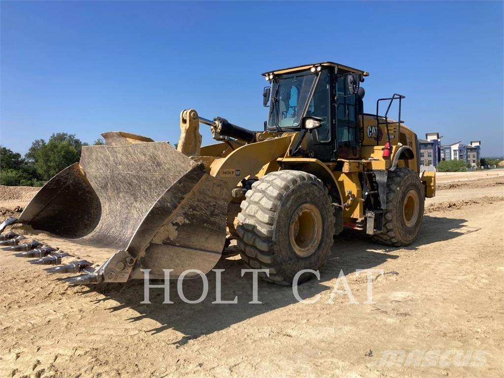 CAT 966M Фронтальные погрузчики