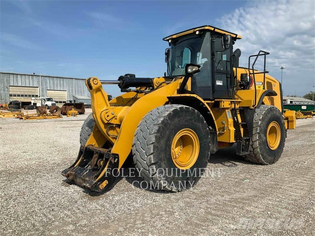 CAT 966M Фронтальные погрузчики