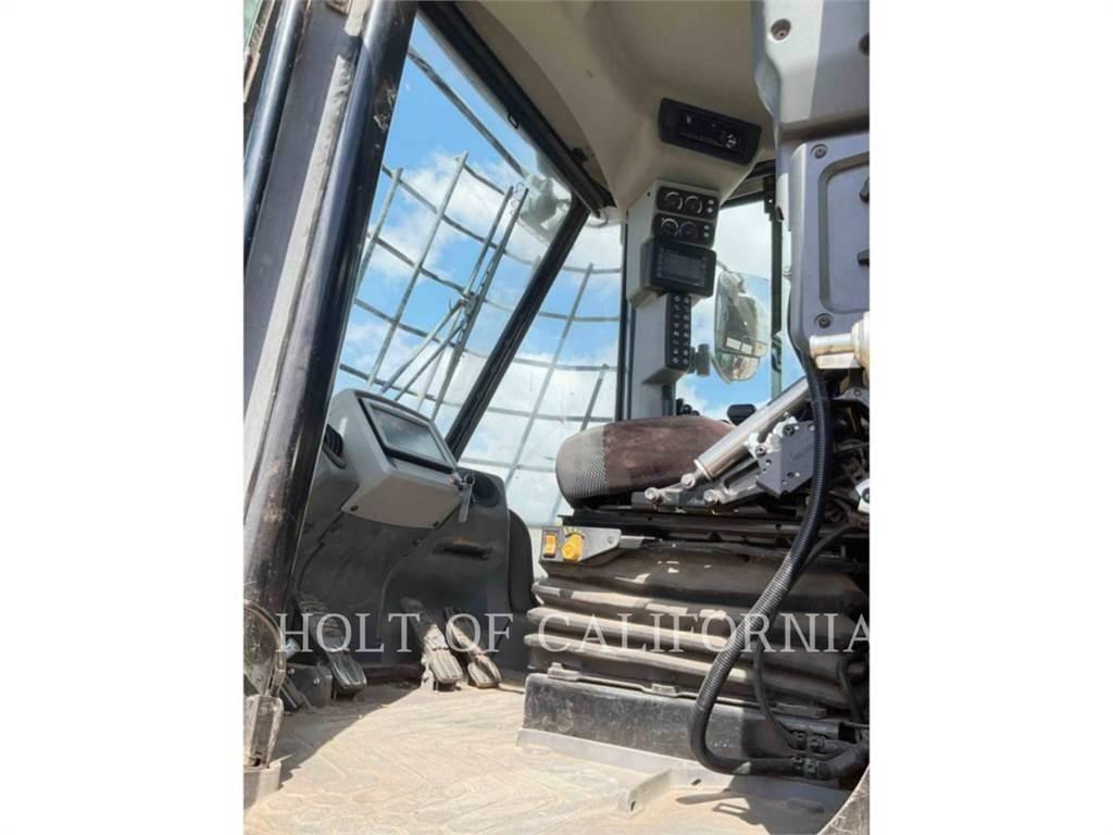 CAT 966M HL Фронтальные погрузчики