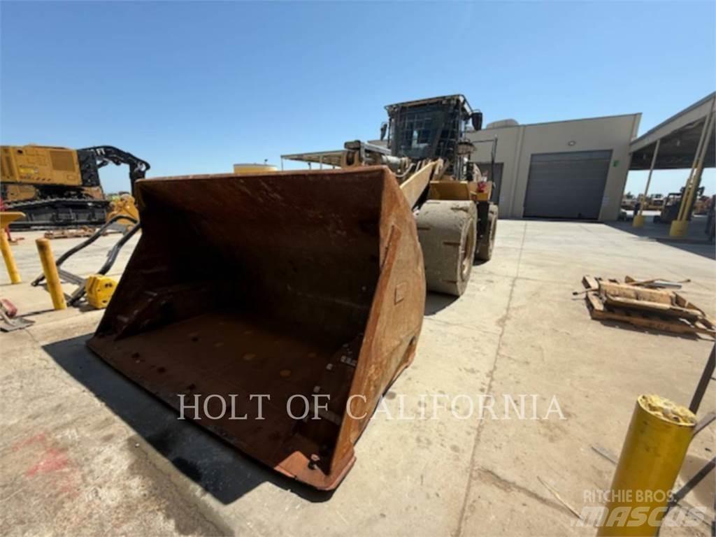 CAT 966M HL Фронтальные погрузчики