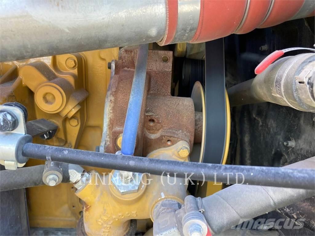 CAT 966M HL Фронтальные погрузчики