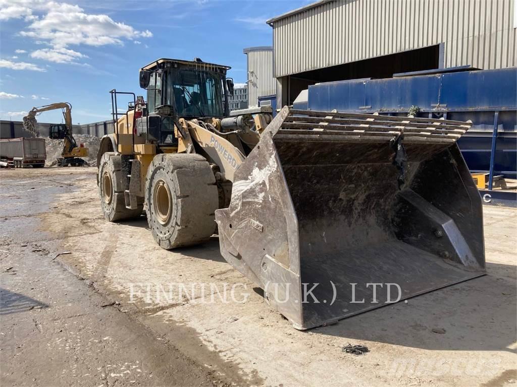 CAT 966M HL Фронтальные погрузчики