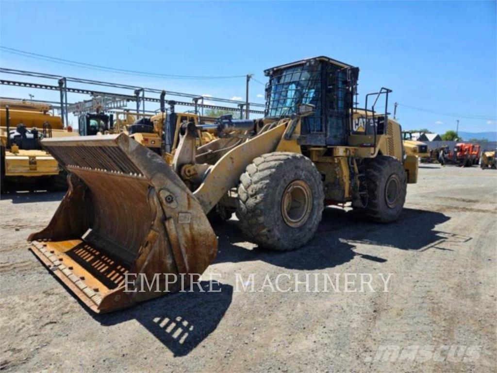 CAT 966M WH Фронтальные погрузчики