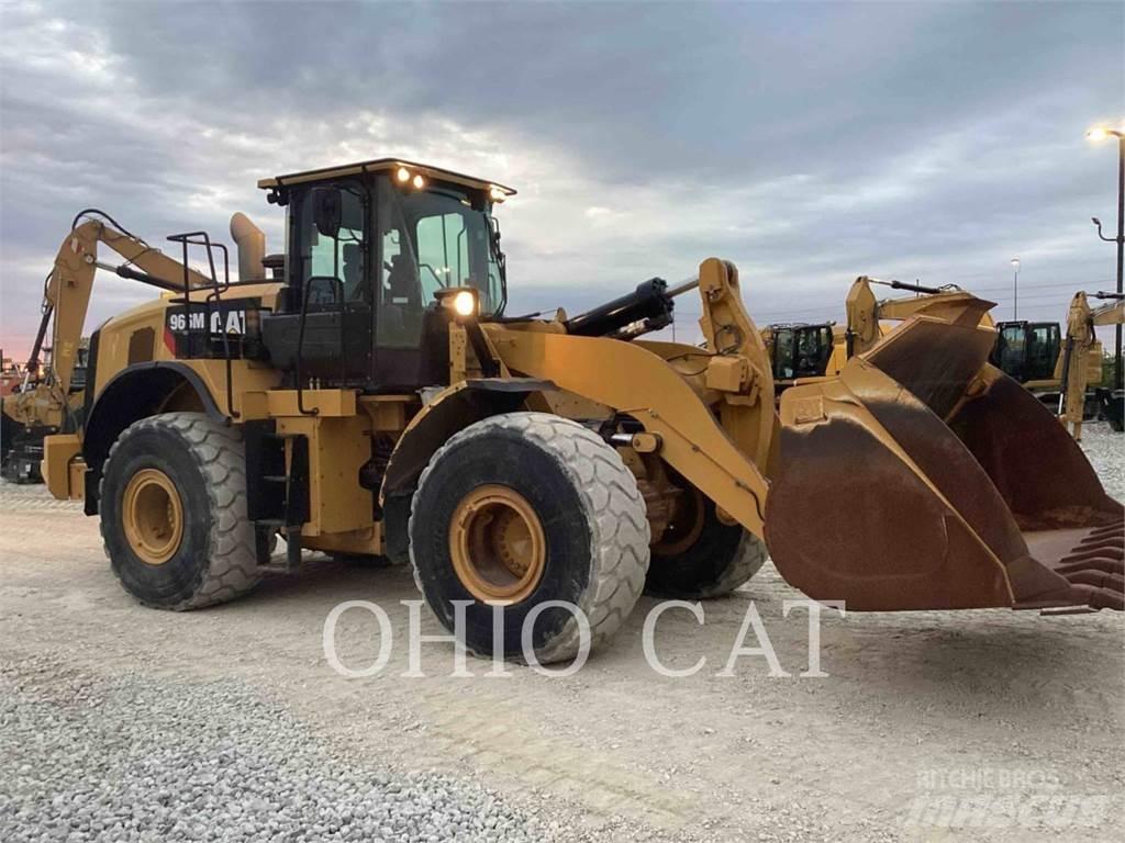 CAT 966M XE Фронтальные погрузчики