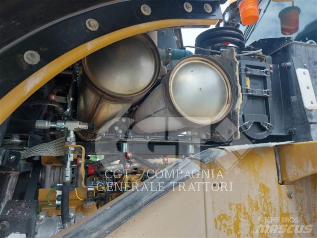 CAT 966M XE Фронтальные погрузчики