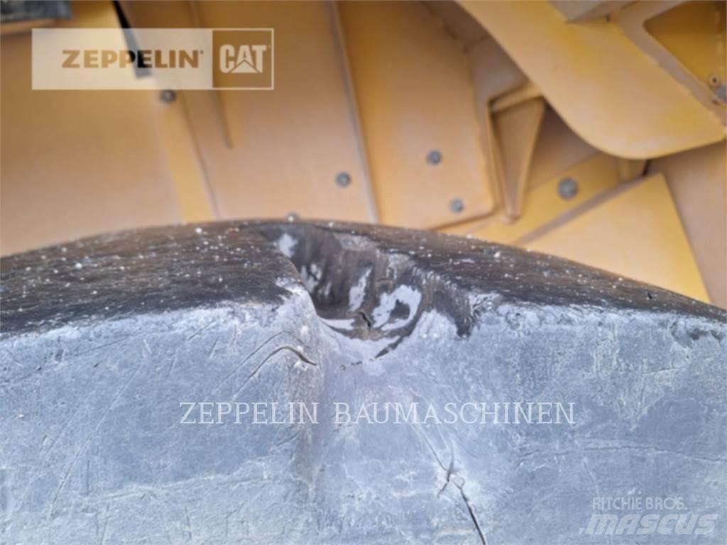 CAT 966MXE Фронтальные погрузчики