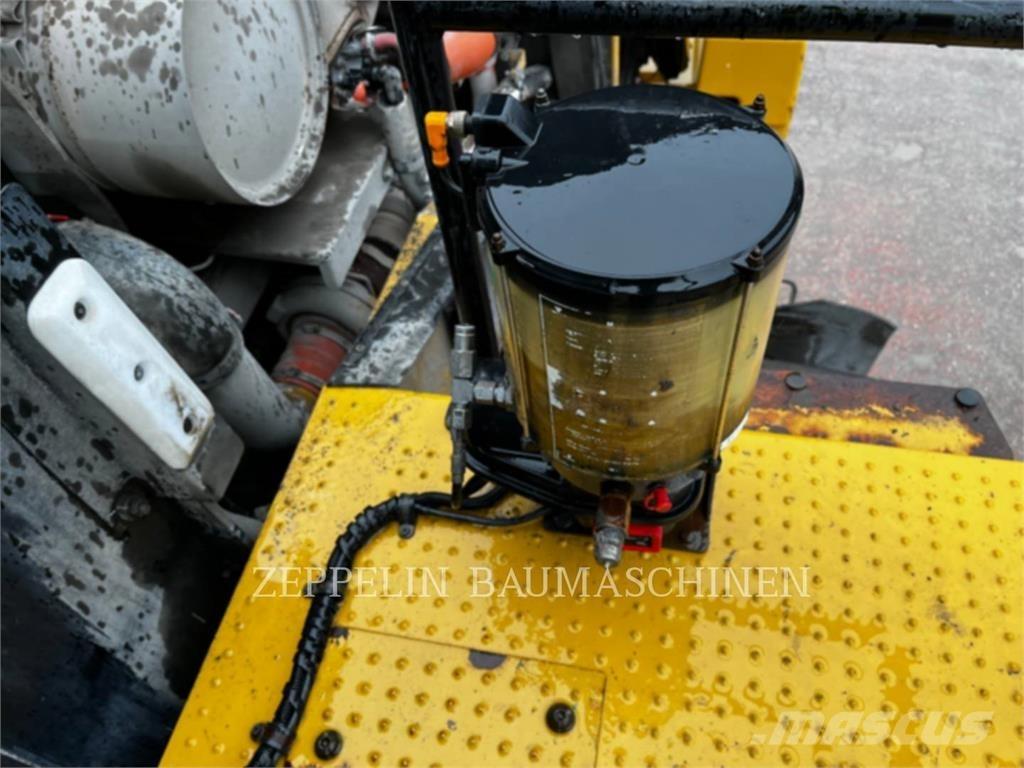 CAT 966MXE Фронтальные погрузчики